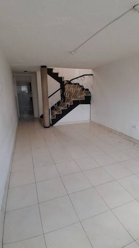 Apartamento en arriendo Cundinamarca Bogotá La Fragua 100 m2 Habitaciones 4 Baños 2 Garajes 0 Precio $2200000