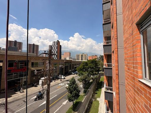 Apartamento en arriendo Antioquia Sabaneta Manuel Restrepo 67 m2 Habitaciones 3 Baños 2 Garajes 1 Precio $2800000