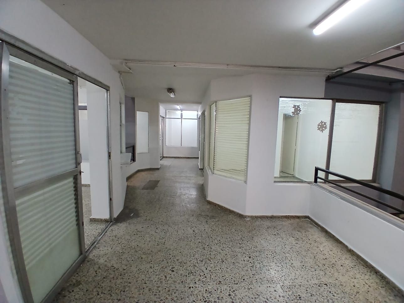 Local en arriendo Antioquia Bello Centro 720 m2 Habitaciones 0 Baños 24 Garajes 0 Precio $20000000