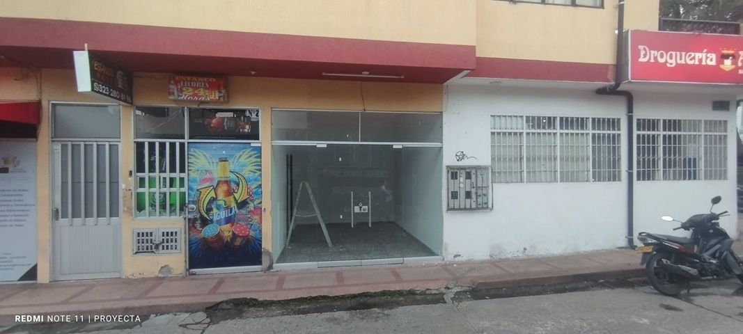 Local en arriendo Tolima Ibagué Cr Tejares 14 m2 Habitaciones 0 Baños 1 Garajes 0 Precio $950000