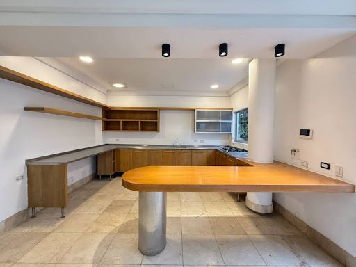 Casa en venta Antioquia Medellín San Lucas 1886 m2 Habitaciones 12 Baños 13 Garajes 10 Precio $15000000000