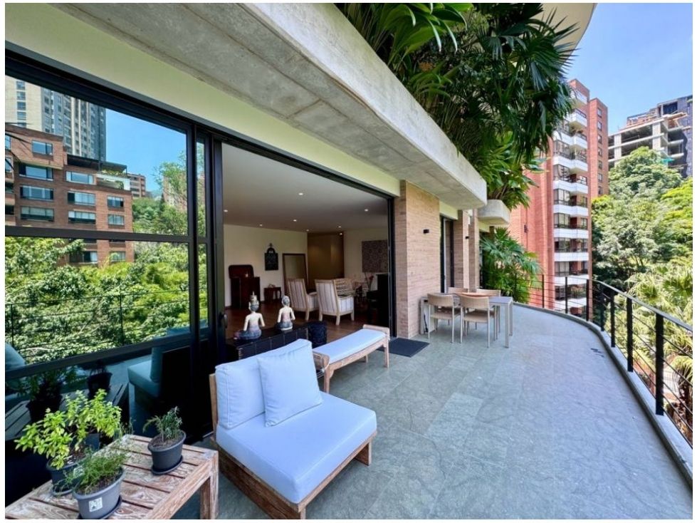 Apartamento en venta Antioquia Medellín Medellín 250 m2 Habitaciones 3 Baños 4 Garajes 3 Precio $3100000000