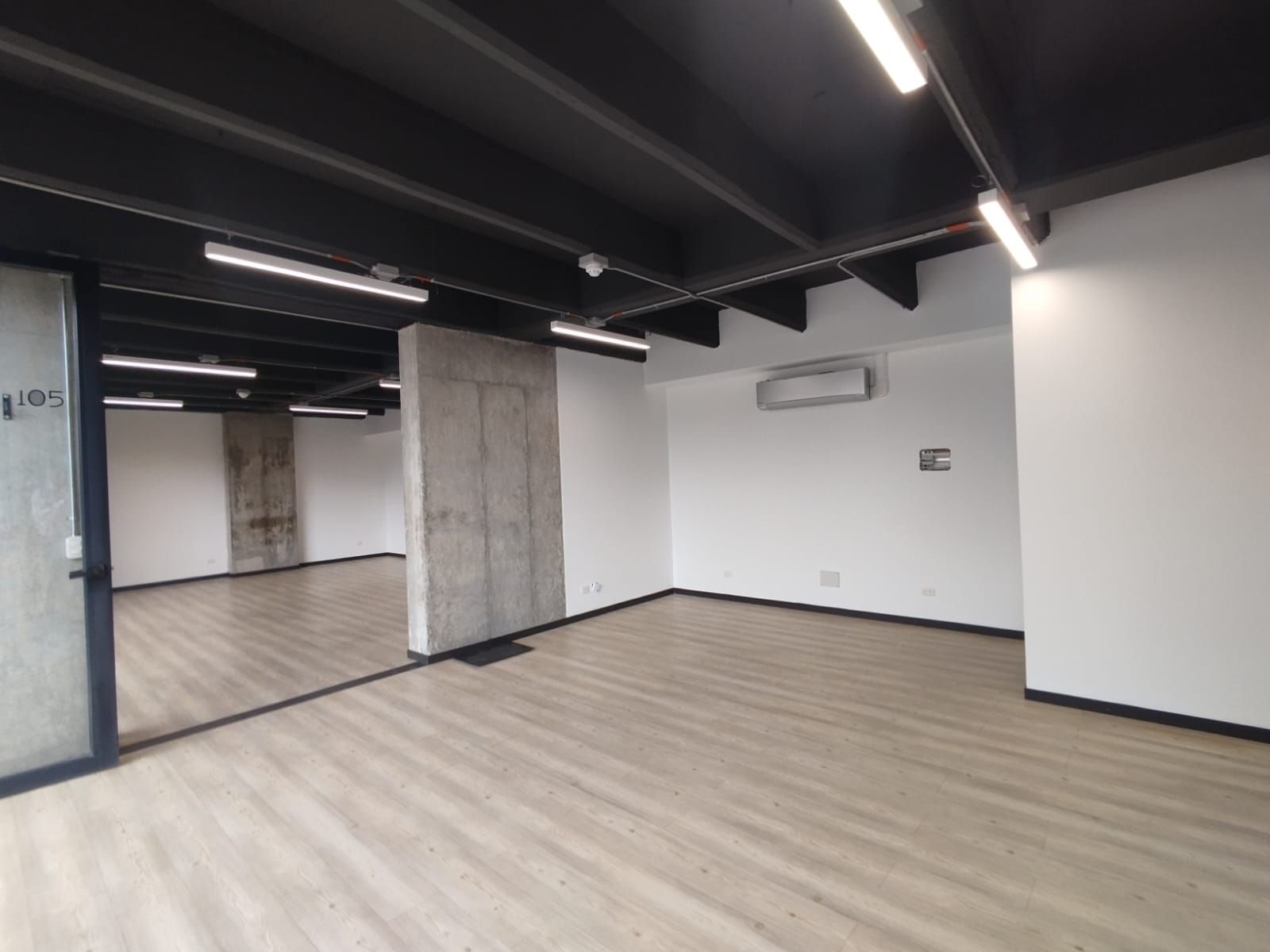 Oficina en arriendo Risaralda Pereira Galicia 30 m2 Habitaciones 0 Baños 1 Garajes 1 Precio $3300000