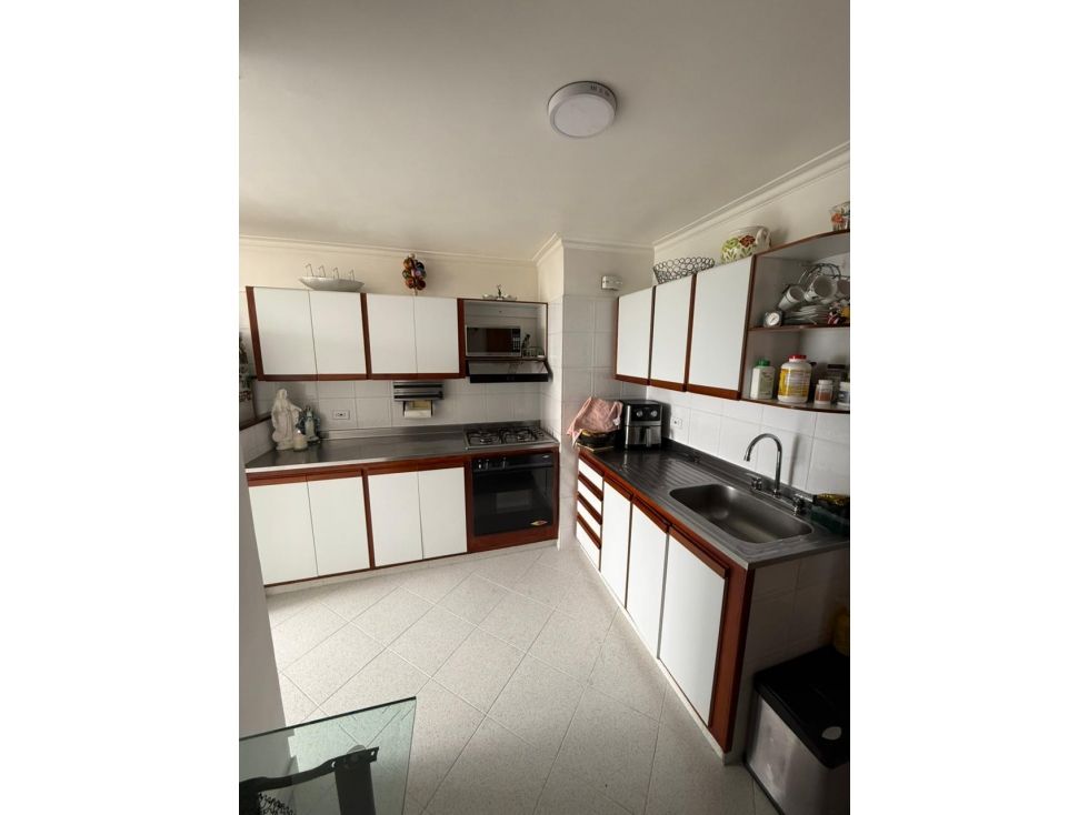 Apartamento en venta Antioquia Medellín Altavista 95 m2 Habitaciones 3 Baños 3 Garajes 2 Precio $645000000