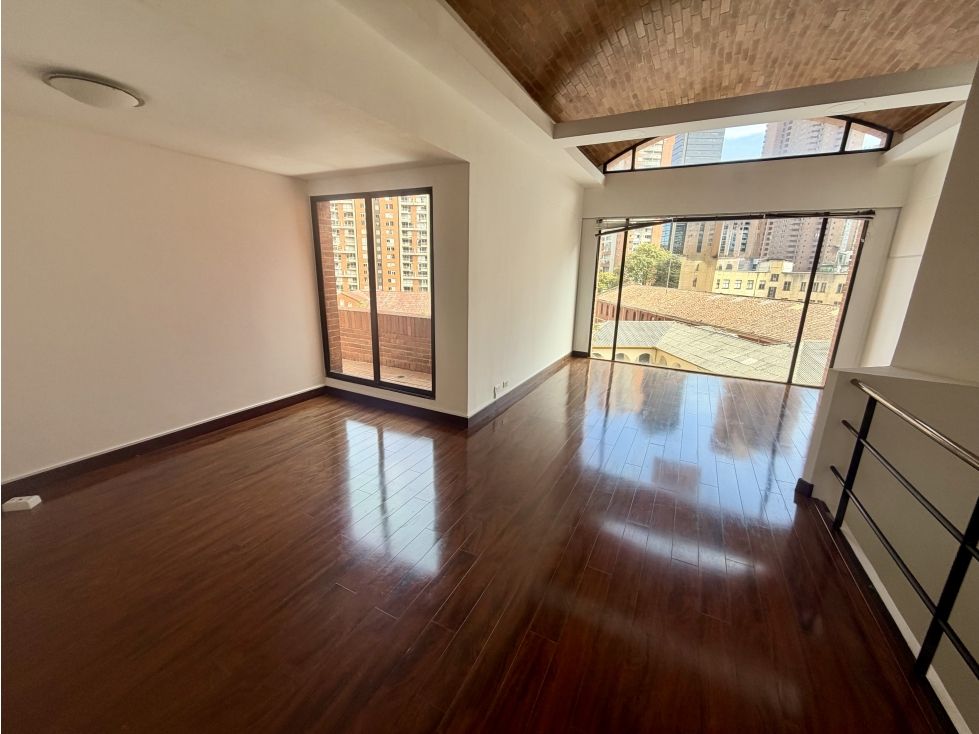 Oficina en venta Cundinamarca Bogotá Samper 96 m2 Habitaciones 0 Baños 2 Garajes 2 Precio $900000000