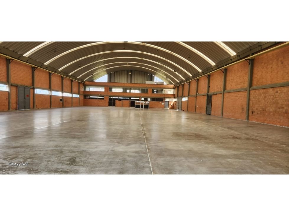 Bodega en arriendo Cundinamarca Tocancipá Tocancipá 2600 m2 Habitaciones 0 Baños 1 Garajes 8 Precio $62000000