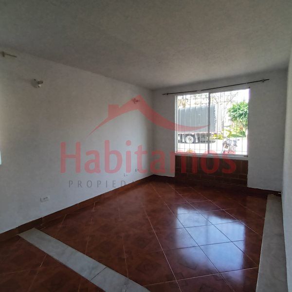 Casa en arriendo Antioquia Rionegro Centro 110 m2 Habitaciones 3 Baños 2 Garajes 0 Precio $2200000