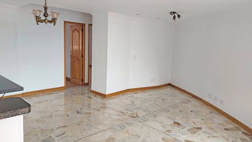 Apartamento en arriendo Antioquia Medellín Las Acacias 84 m2 Habitaciones 2 Baños 2 Garajes 1 Precio $3800000