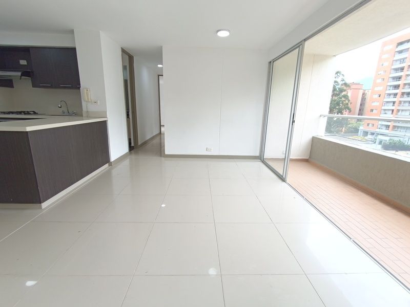 Apartamento en arriendo Antioquia La Estrella San Agustín 70 m2 Habitaciones 3 Baños 2 Garajes 1 Precio $3000000