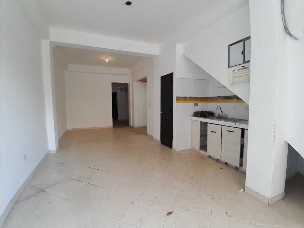 Local en arriendo Antioquia Medellín Manrique Central No1 72 m2 Habitaciones 0 Baños 2 Garajes 0 Precio $2100000