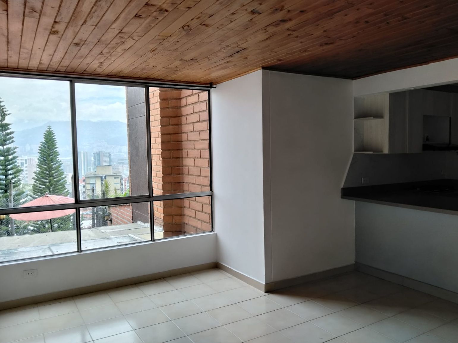 Apartamento en arriendo Antioquia Medellín San Diego 60 m2 Habitaciones 2 Baños 2 Garajes 1 Precio $2700000