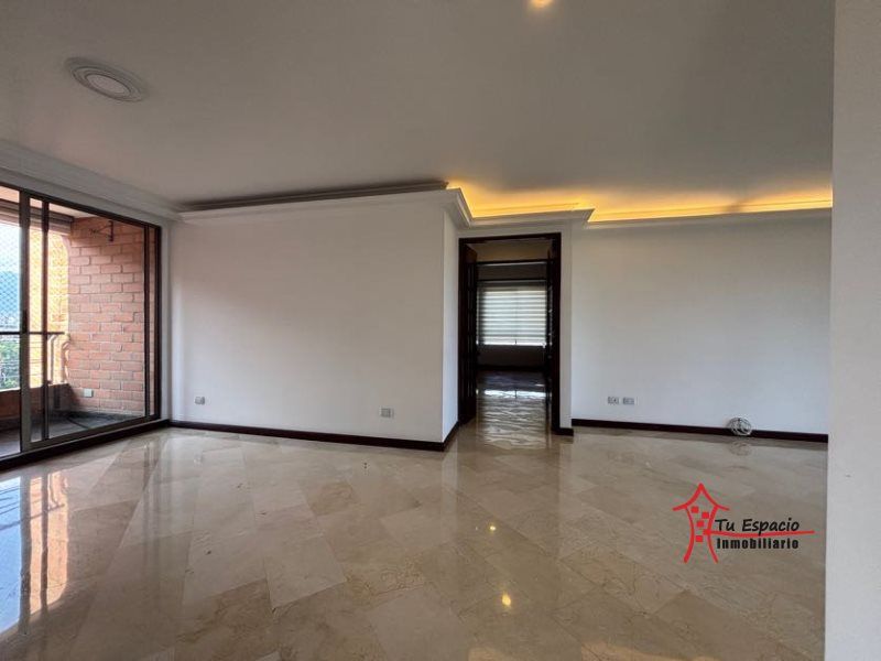 Apartamento en arriendo Antioquia Medellín El Diamante No2 160 m2 Habitaciones 4 Baños 4 Garajes 0 Precio $4800000