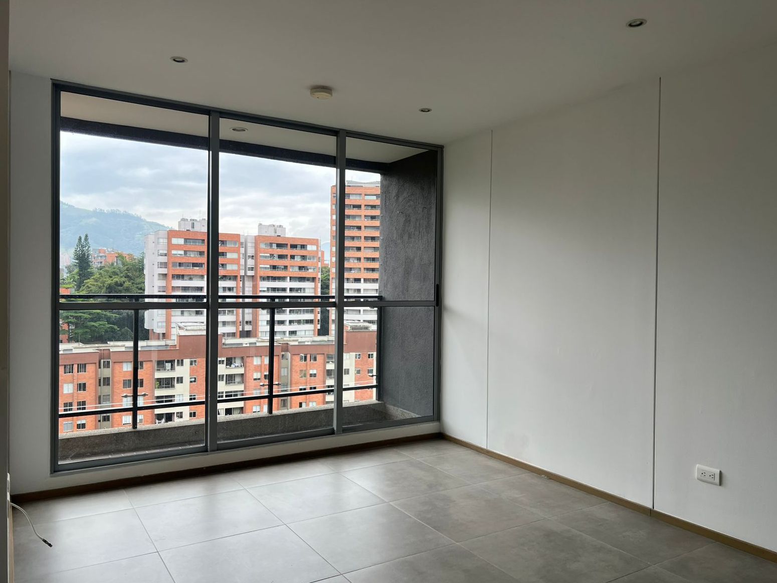 Apartamento en venta Antioquia Envigado Loma Del Atravesado 60 m2 Habitaciones 2 Baños 2 Garajes 1 Precio $582000000