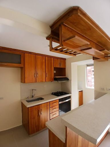 Apartamento en arriendo Antioquia Medellín San German 70 m2 Habitaciones 3 Baños 2 Garajes 1 Precio $3000000