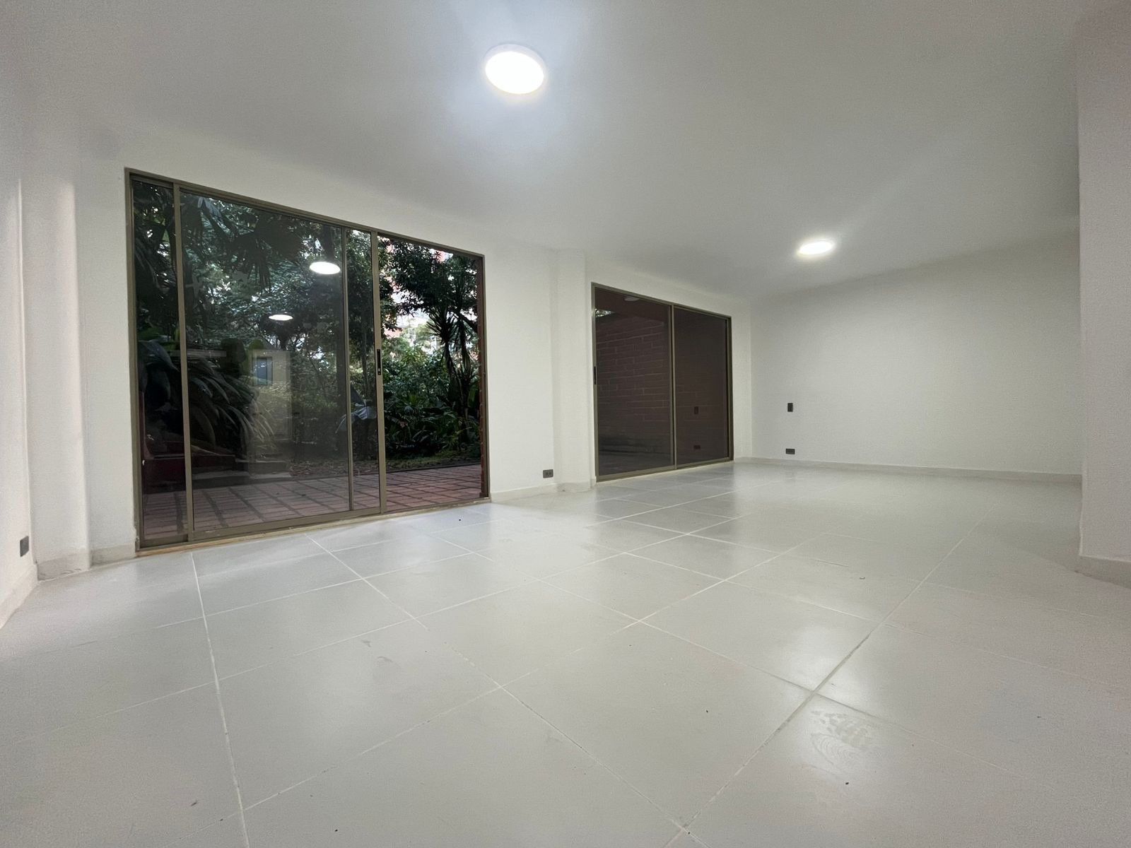 Casa en arriendo Antioquia Medellín Los Balsos No2 160 m2 Habitaciones 3 Baños 3 Garajes 2 Precio $6500000