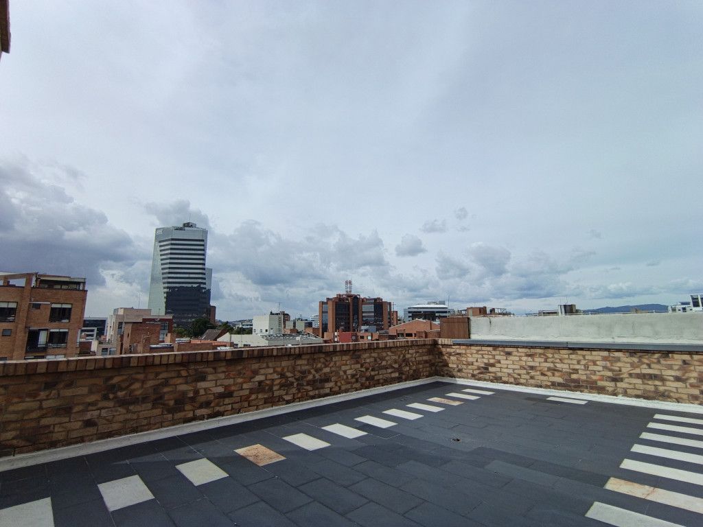 Edificio en arriendo Cundinamarca Bogotá Chico Norte Et Iii 3500 m2 Habitaciones 9 Baños 14 Garajes 41 Precio $180000000