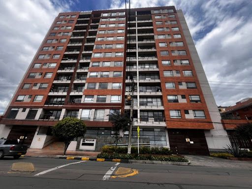 Apartamento en arriendo Cundinamarca Bogotá Cedro Narvaez 135 m2 Habitaciones 3 Baños 5 Garajes 2 Precio $6700500