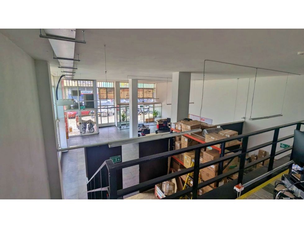 Local en arriendo Valle Del Cauca Cali El Hoyo 384 m2 Habitaciones 0 Baños 3 Garajes 2 Precio $6900000