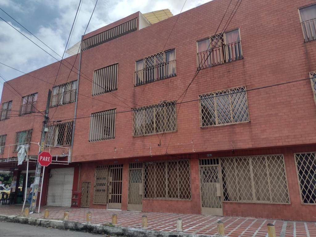 Apartaestudio en arriendo Valle Del Cauca Cali Cristóbal Colón 40 m2 Habitaciones 0 Baños 1 Garajes 0 Precio $630000