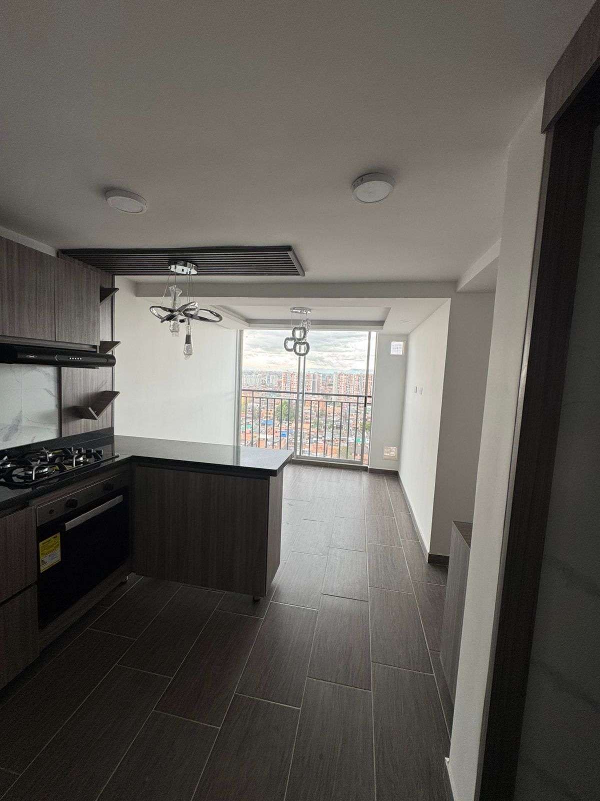 Apartamento en venta Cundinamarca Bogotá Salamanca 42 m2 Habitaciones 2 Baños 2 Garajes 0 Precio $290000000