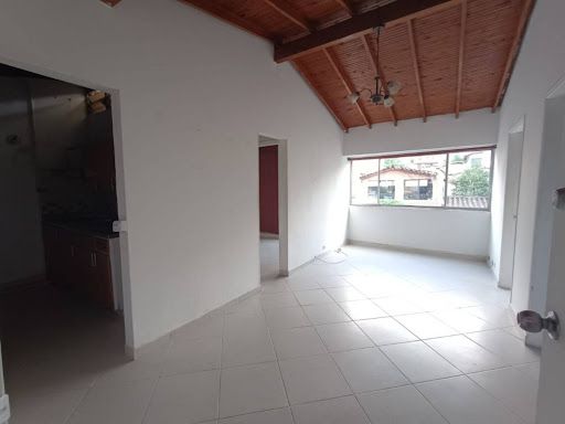 Apartamento en arriendo Antioquia Envigado El Dorado 90 m2 Habitaciones 3 Baños 1 Garajes 0 Precio $2000000