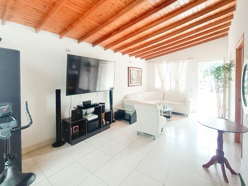 Apartamento en venta Antioquia Medellín Campo Alegre 100 m2 Habitaciones 3 Baños 2 Garajes 0 Precio $330000000