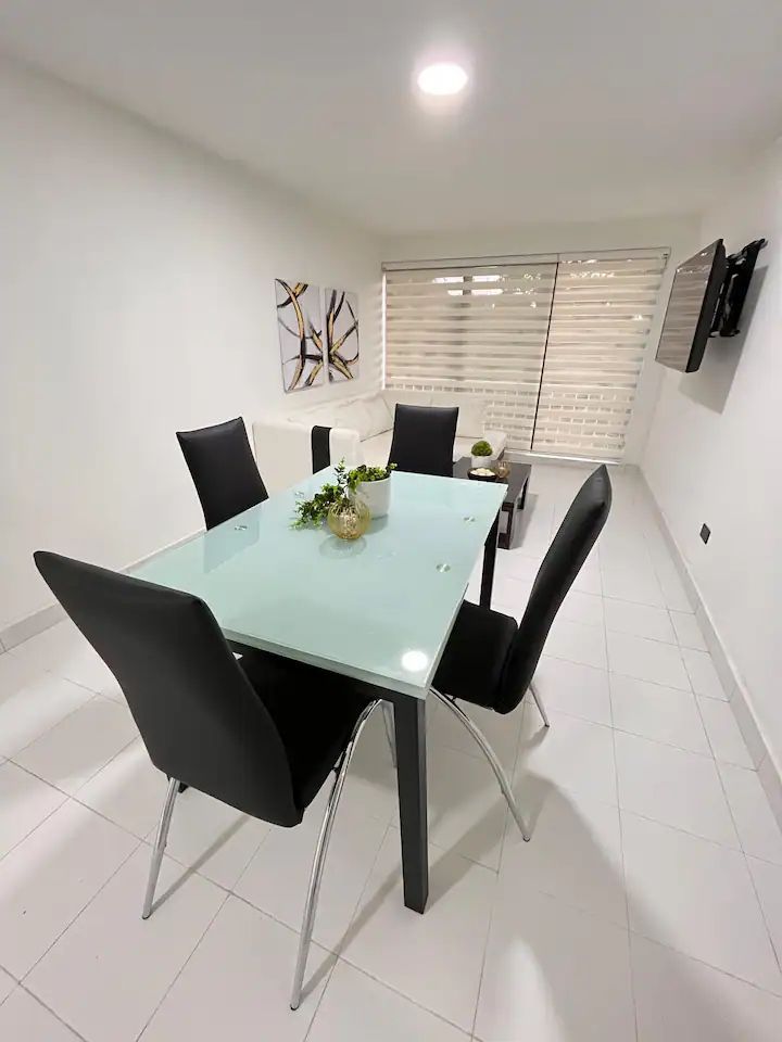 Apartamento en arriendo Risaralda Pereira Jardin De Velez Y Velez 70 m2 Habitaciones 3 Baños 3 Garajes 1 Precio $2100000