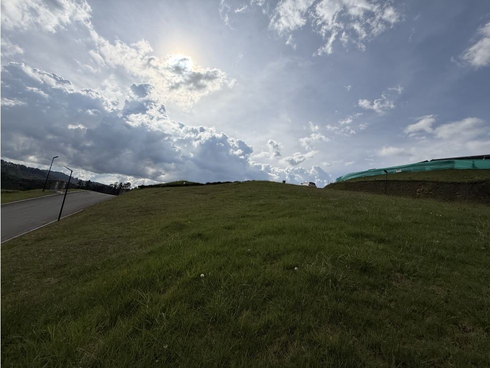 Lote en venta Antioquia El Retiro El Retiro 1318 m2 Habitaciones 0 Baños 0 Garajes 0 Precio $690000000