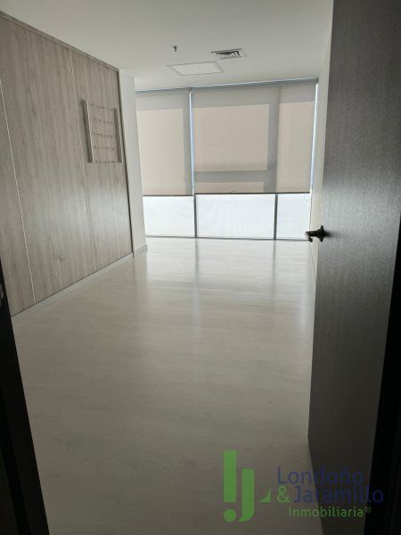Oficina en arriendo Antioquia Envigado Primavera 68 m2 Habitaciones 0 Baños 2 Garajes 2 Precio $5700000