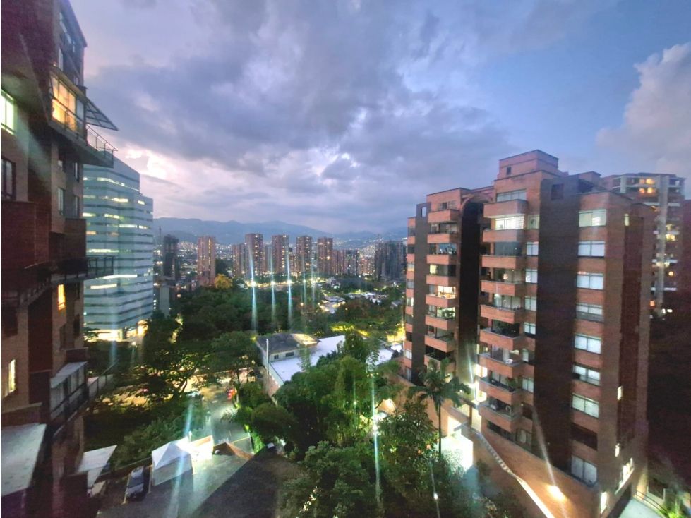 Apartamento en arriendo Antioquia Medellín Castropol 80 m2 Habitaciones 3 Baños 2 Garajes 1 Precio $4550000
