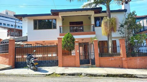 Casa en arriendo Antioquia Rionegro El Faro 300 m2 Habitaciones 4 Baños 4 Garajes 1 Precio $5500000