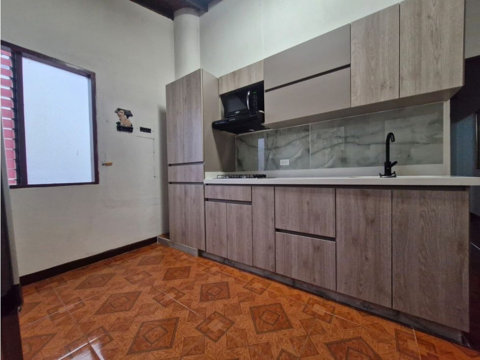 Apartamento en arriendo Antioquia Medellín Cristobal 118 m2 Habitaciones 3 Baños 2 Garajes 1 Precio $3000000