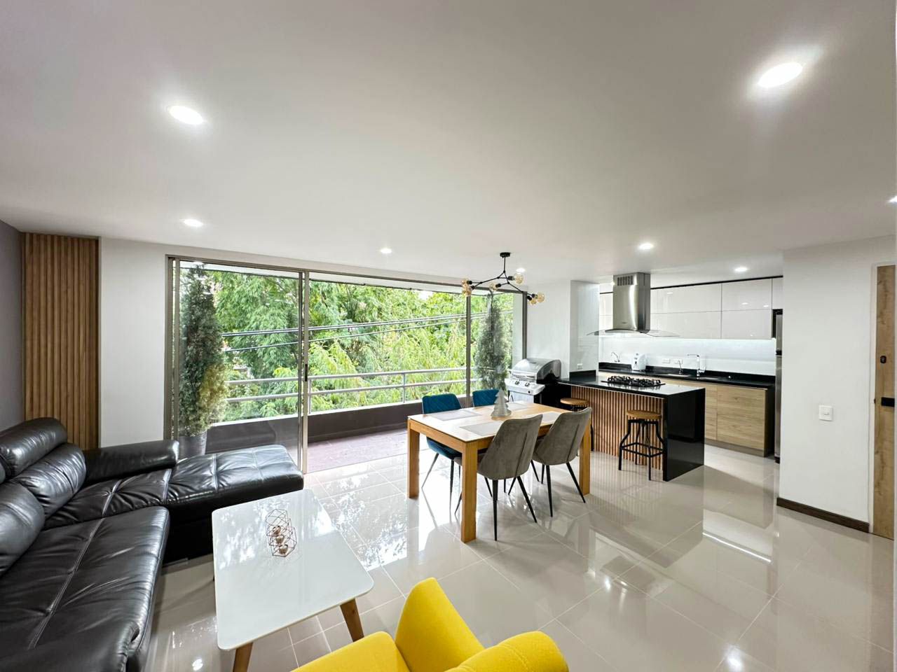 Apartamento en venta Antioquia Medellín Miravalle 75 m2 Habitaciones 3 Baños 2 Garajes 1 Precio $629000000