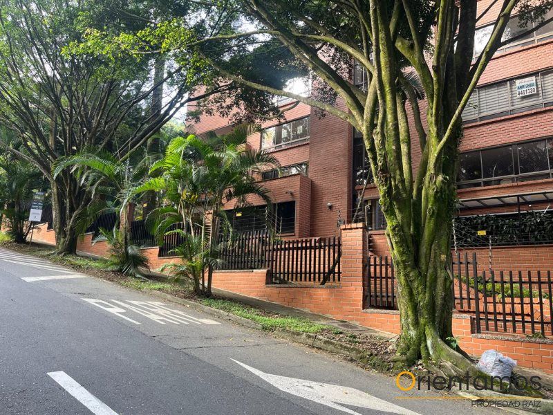 Apartamento en arriendo Antioquia Medellín San Lucas 88 m2 Habitaciones 2 Baños 2 Garajes 2 Precio $4700000