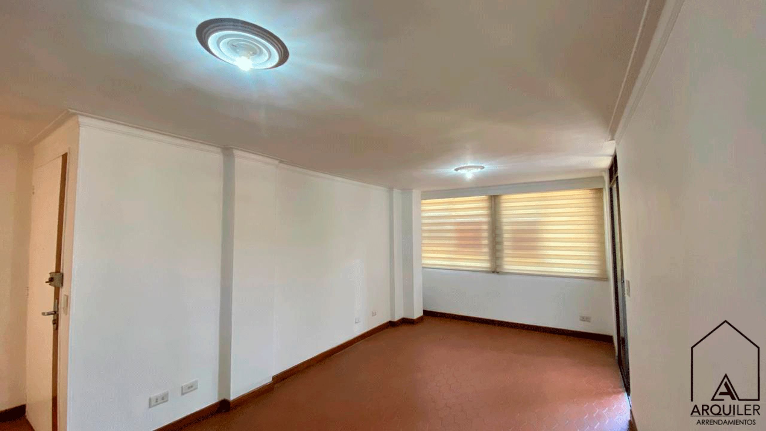 Apartamento en arriendo Antioquia Medellín San Joaquin 104 m2 Habitaciones 4 Baños 3 Garajes 1 Precio $3000000