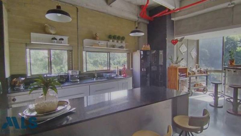 Apartamento en venta Antioquia Medellín La Florida 120 m2 Habitaciones 1 Baños 1 Garajes 2 Precio $1370000000