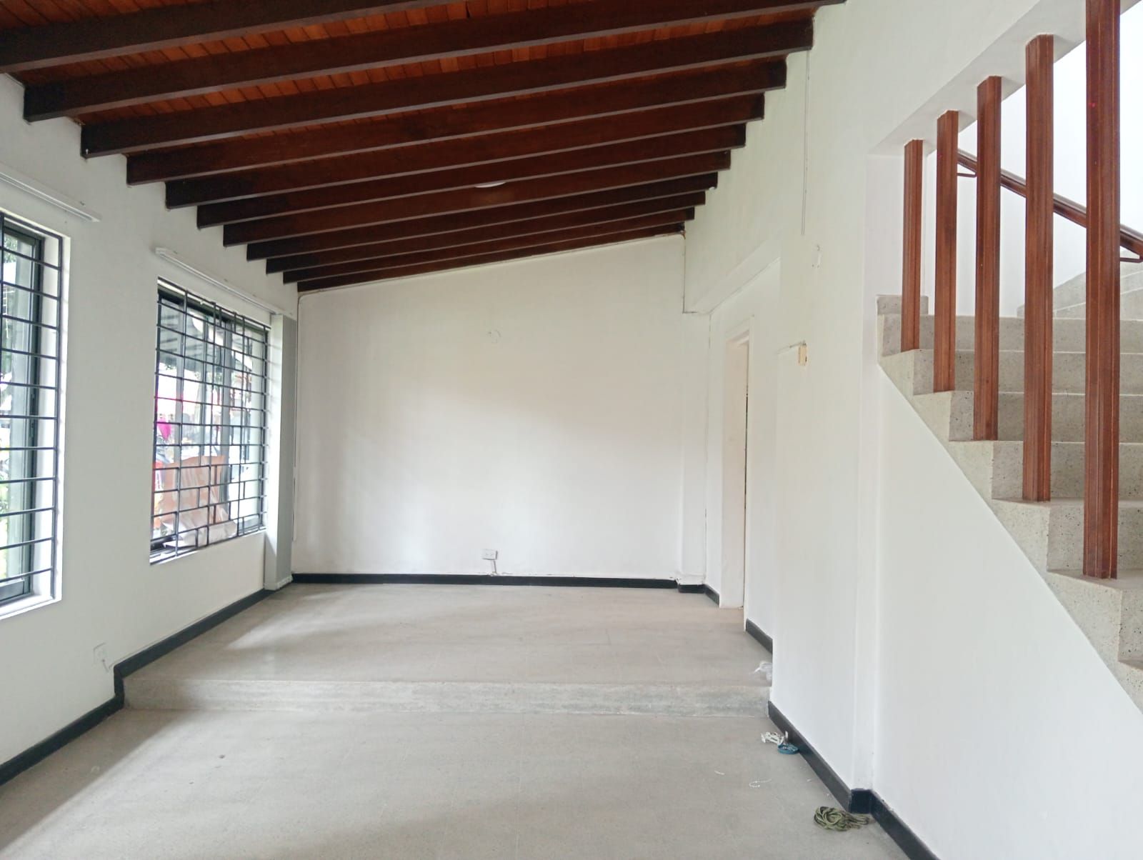 Oficina en arriendo Antioquia Medellín Calle Nueva 223 m2 Habitaciones 0 Baños 4 Garajes 0 Precio $7000000