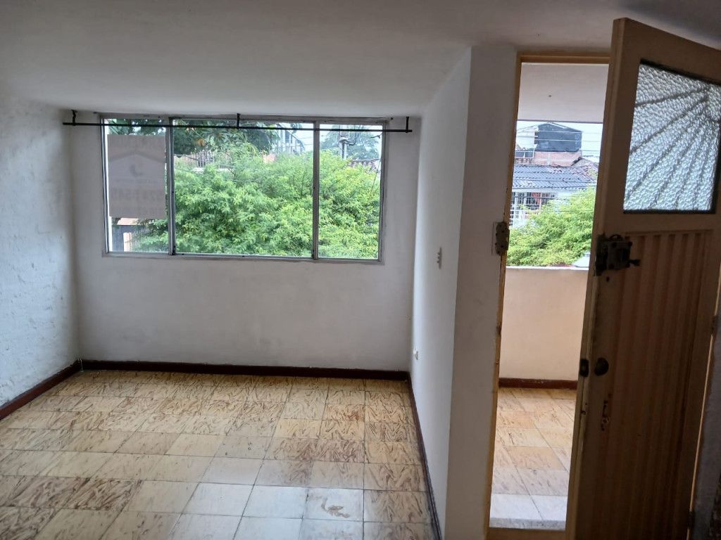 Apartamento en arriendo Valle Del Cauca Cali La Selva 60 m2 Habitaciones 4 Baños 2 Garajes 0 Precio $1100000