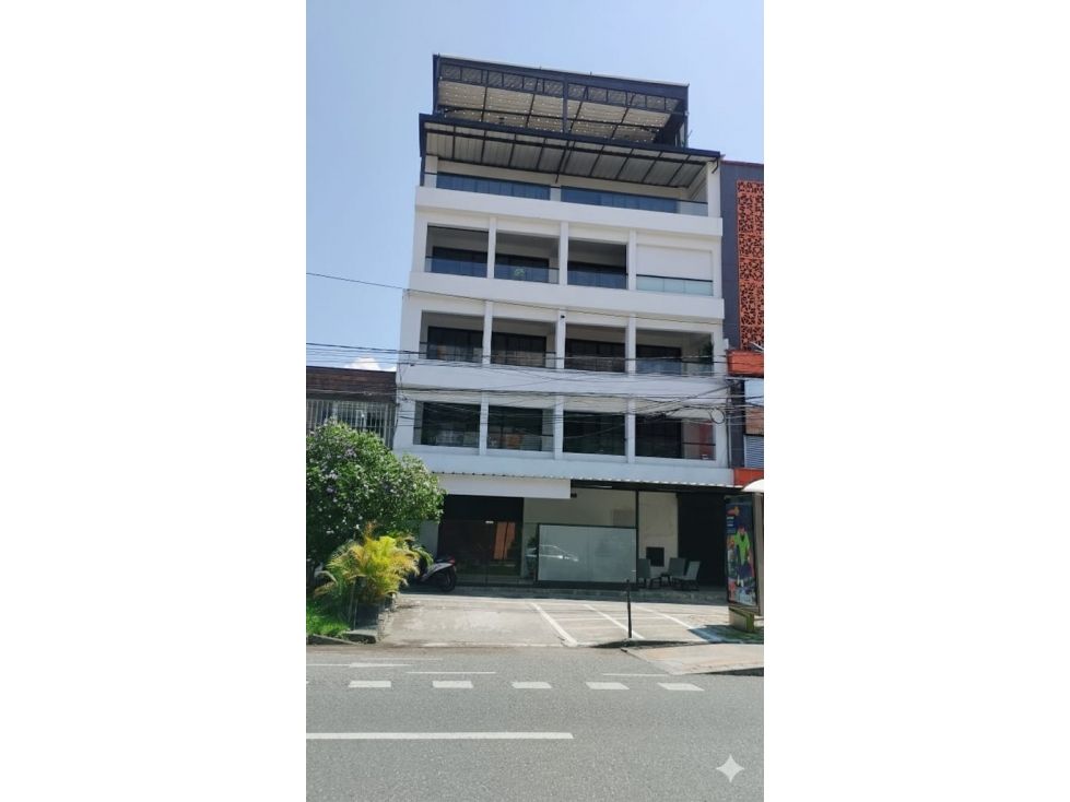 Edificio en arriendo Antioquia Medellín Rosales 1090 m2 Habitaciones 0 Baños 0 Garajes 4 Precio $42000000