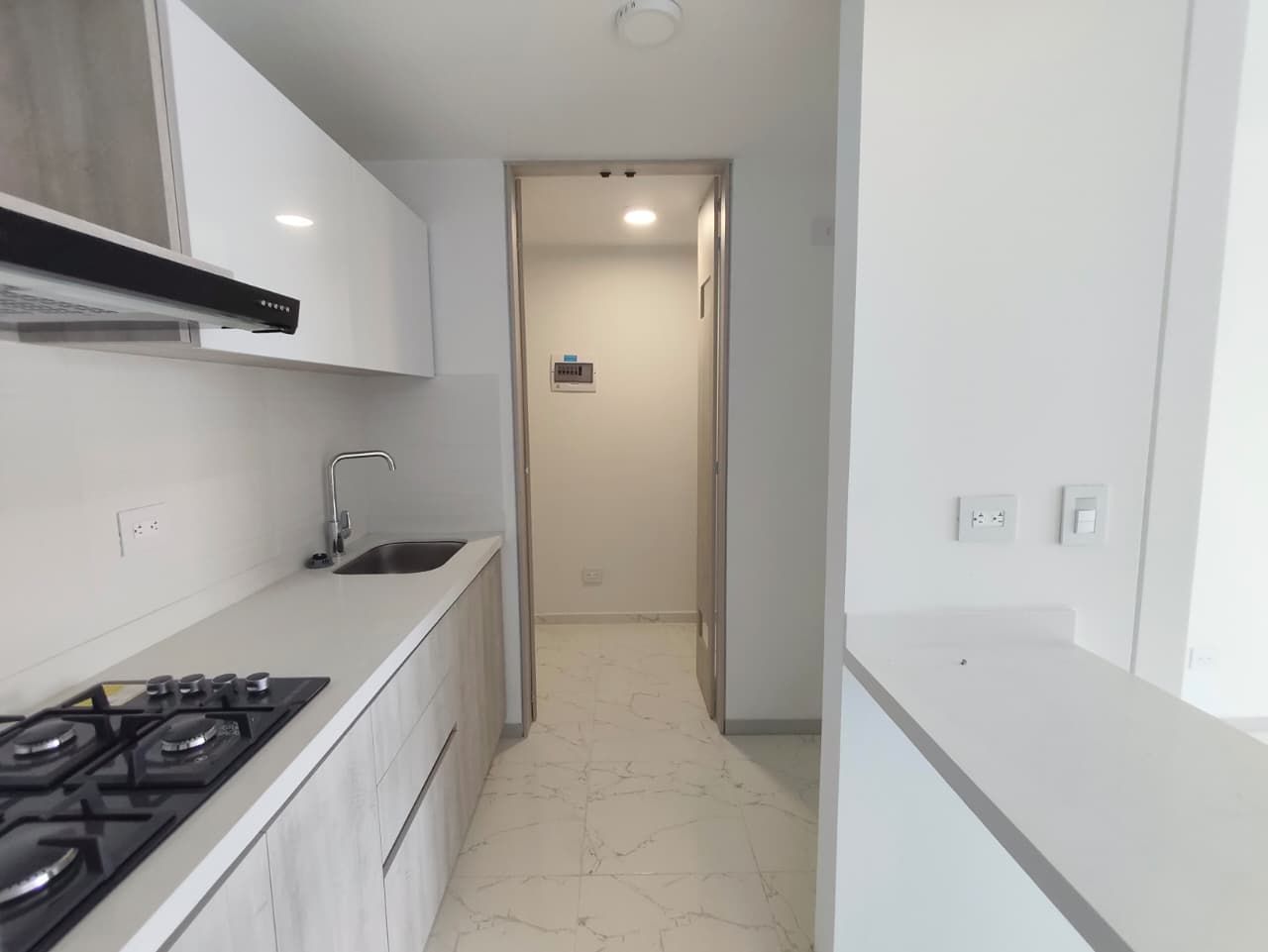 Apartamento en arriendo Risaralda Pereira Cr Santa Monica 73 m2 Habitaciones 3 Baños 2 Garajes 1 Precio $3150000