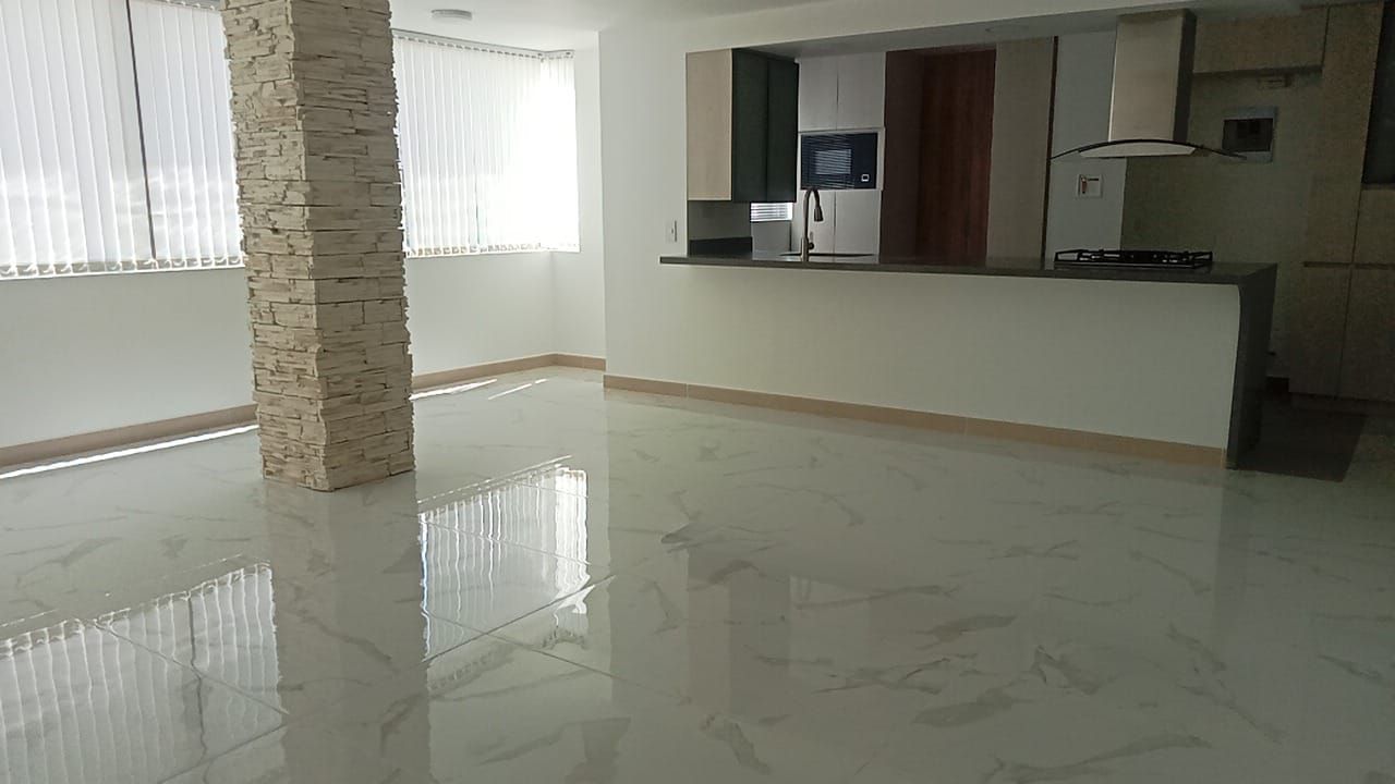 Apartamento en arriendo Antioquia Medellín La Florida 120 m2 Habitaciones 4 Baños 3 Garajes 1 Precio $6500000
