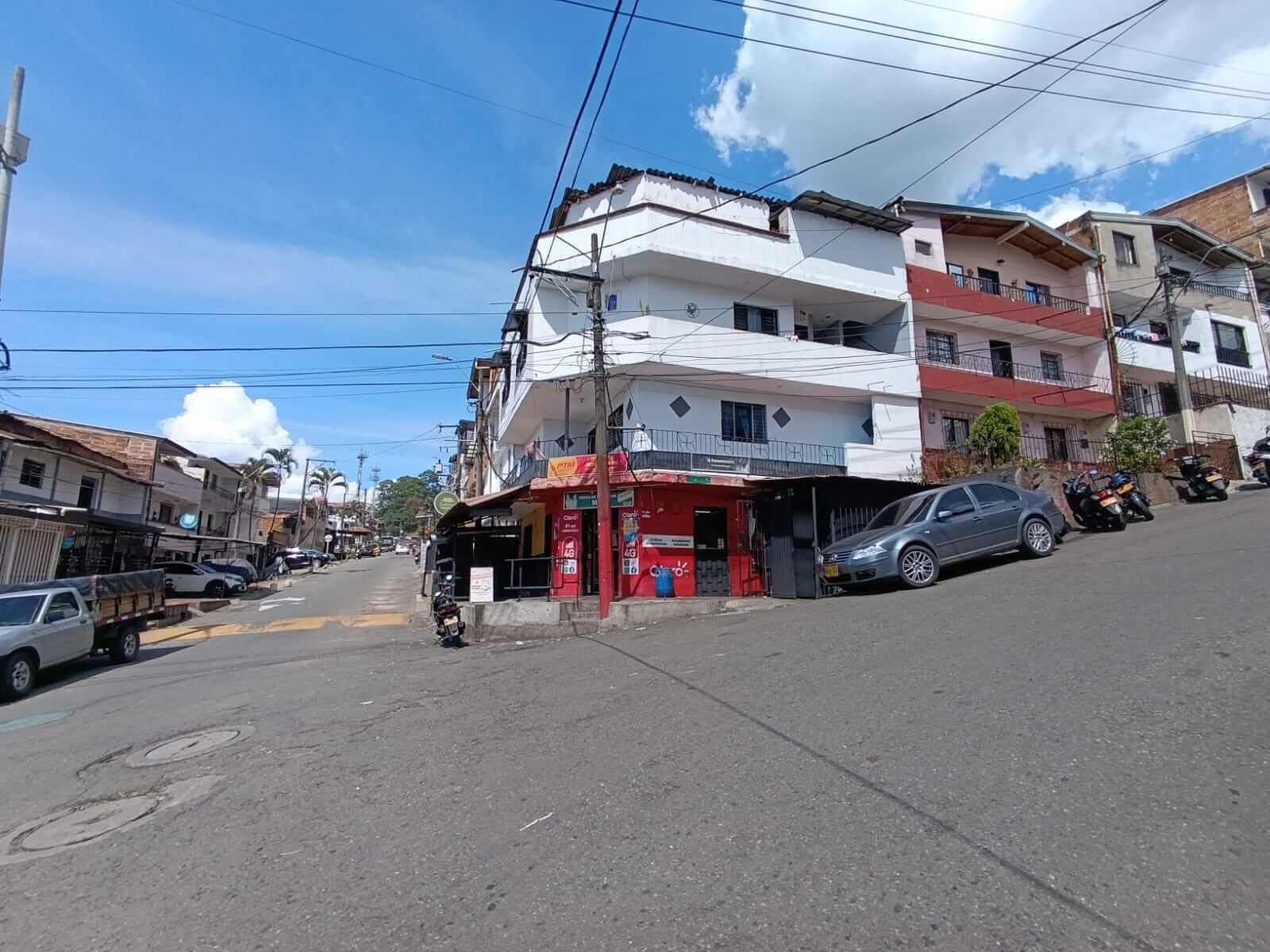 Apartamento en venta Antioquia Medellín Las Granjas 75 m2 Habitaciones 5 Baños 1 Garajes 0 Precio $220000000