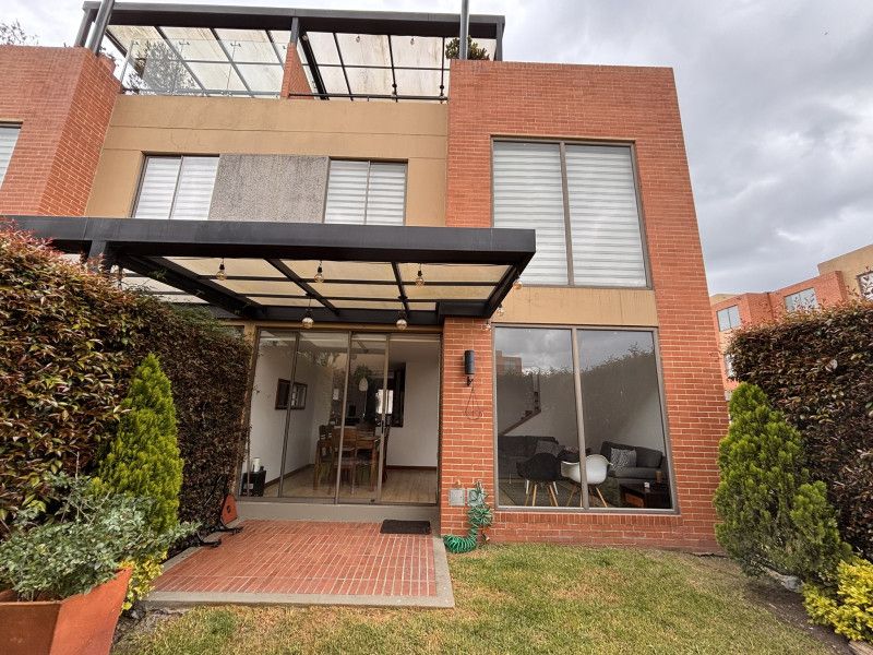 Casa en arriendo Cundinamarca Bogotá Conejera 149 m2 Habitaciones 3 Baños 3 Garajes 2 Precio $6280000