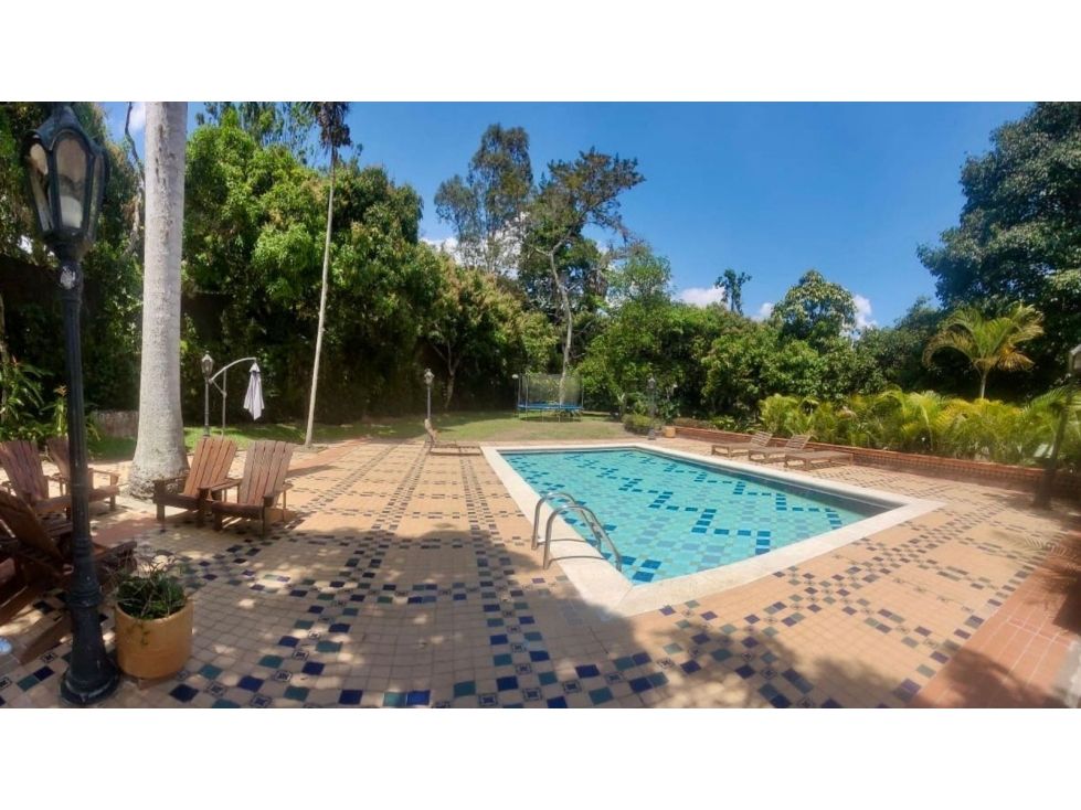 Finca en venta Antioquia Copacabana Copacabana 500 m2 Habitaciones 5 Baños 4 Garajes 12 Precio $1900000000