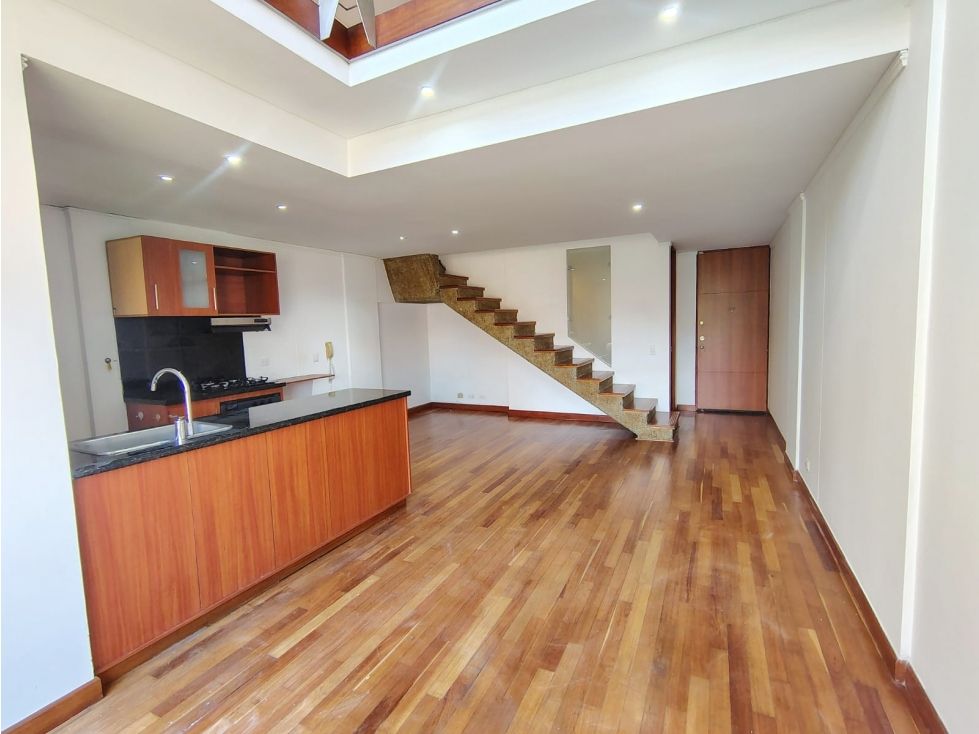 Apartaestudio en arriendo Antioquia Medellín Alejandria 78 m2 Habitaciones 1 Baños 2 Garajes 1 Precio $4500000