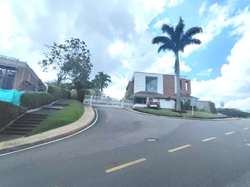 Casa en arriendo Santander Piedecuesta Cr Buenaventura 243 m2 Habitaciones 4 Baños 5 Garajes 0 Precio $13930000