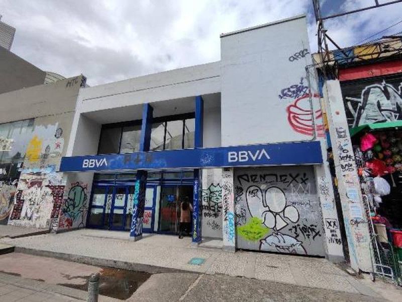 Local en venta Cundinamarca Bogotá Chapinero Central 730 m2 Habitaciones 0 Baños 2 Garajes 8 Precio $3619281360