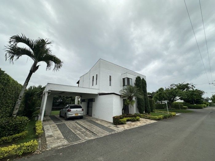 Casa en venta Valle Del Cauca Jamundí Cn Samanes De La Morada 225 m2 Habitaciones 4 Baños 5 Garajes 5 Precio $834000000