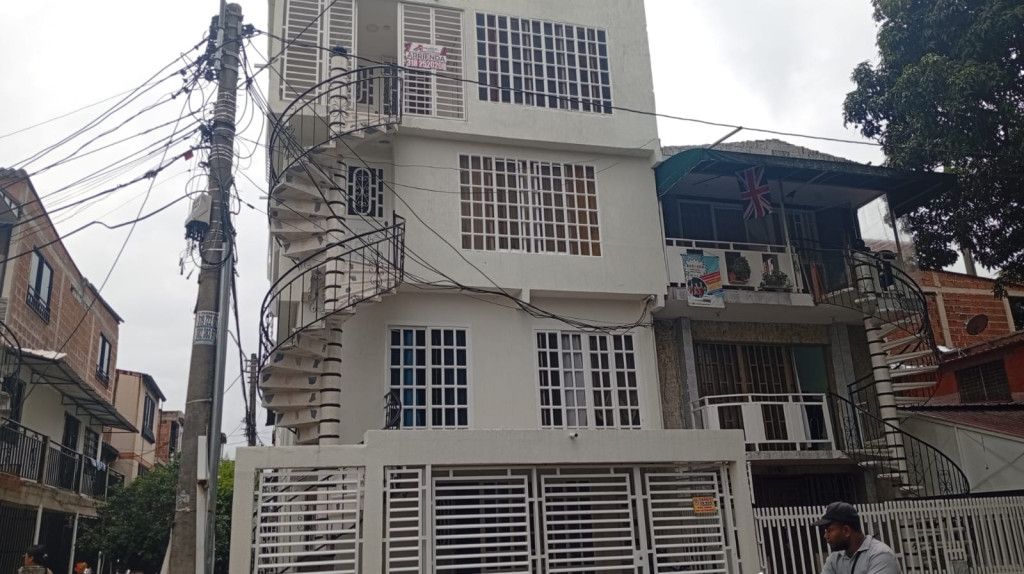 Apartaestudio en arriendo Valle Del Cauca Cali Sector Transito Municipal 45 m2 Habitaciones 1 Baños 1 Garajes 0 Precio $700000