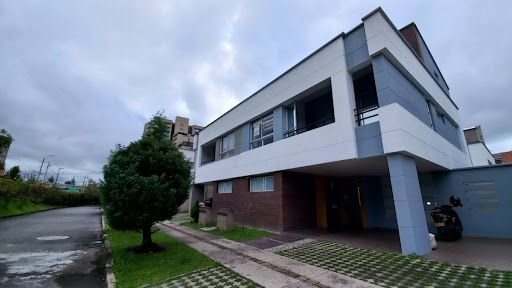 Casa en venta Antioquia Rionegro El Porvenir 200 m2 Habitaciones 3 Baños 3 Garajes 2 Precio $1310000000